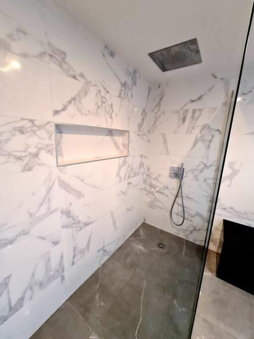 Grand Appartement Avec Vue Magnifique - Vercors - Une Experience Unique - Wifi Gratuit Grenoble Esterno foto