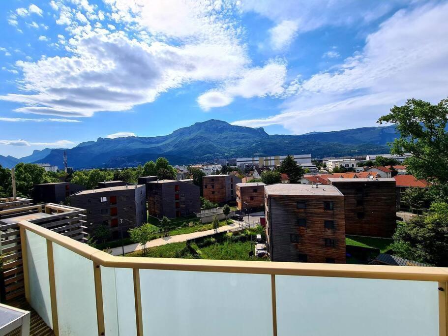 Grand Appartement Avec Vue Magnifique - Vercors - Une Experience Unique - Wifi Gratuit Grenoble Esterno foto